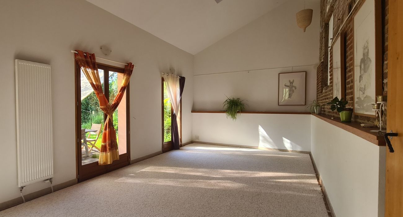salle capucine vue jardin - reunion & pratiques artistiques